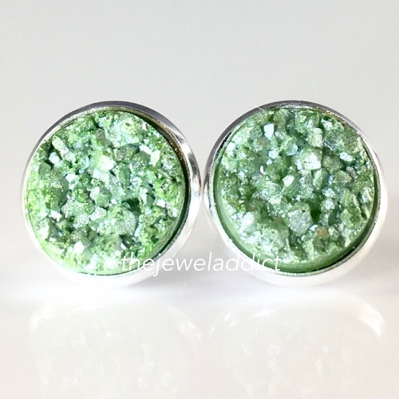 3 for 15🎀light green frost faux druzy studs - Picture 2 of 5